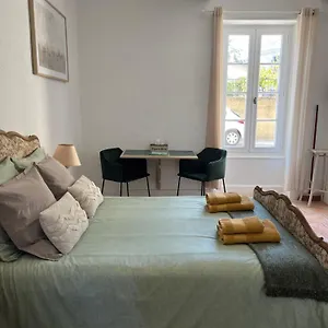Au Petit Faubourg , Grignan France
